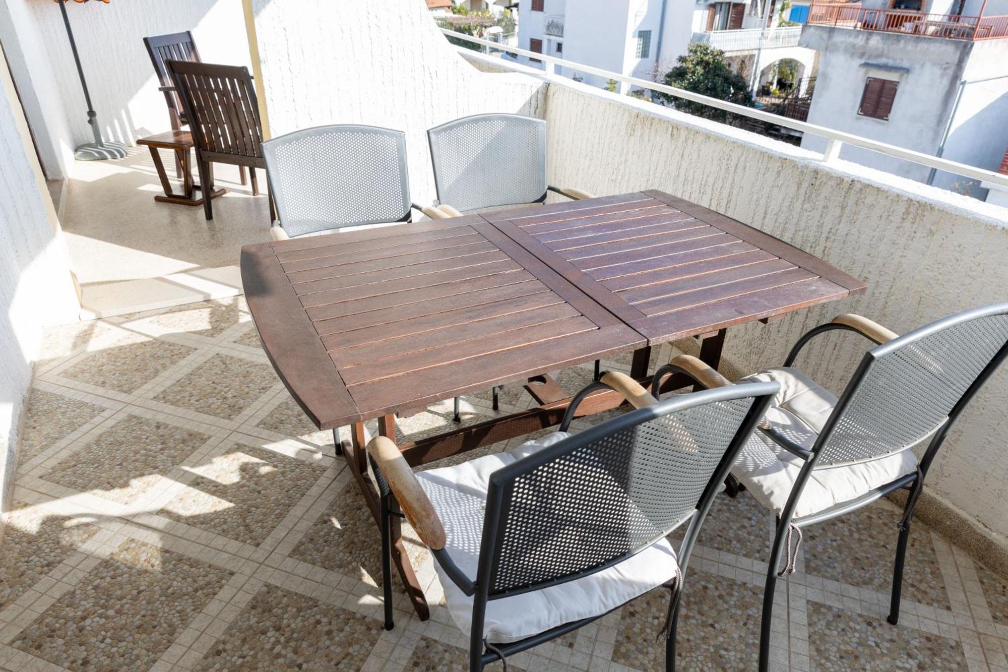 Apartmani Trlaja Vodice Extérieur photo